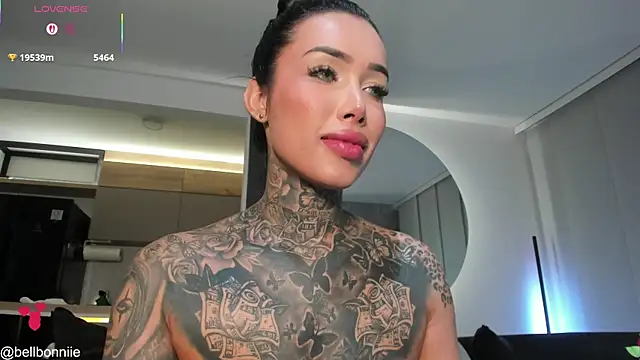 Chat XXX en directo de belllbonniie