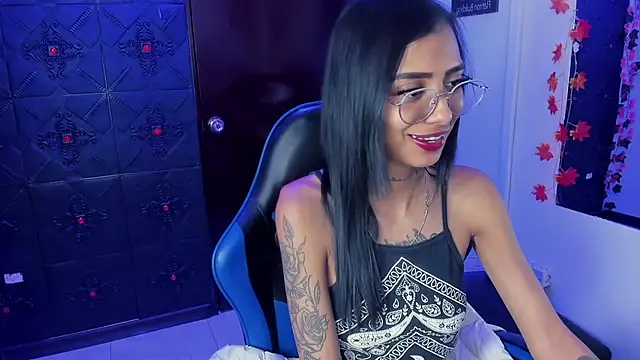 KarlaSlutSkinny__ Obrolan Langsung XXX