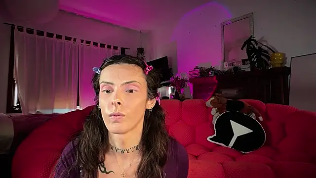 GennaJames Chat XXX in diretta