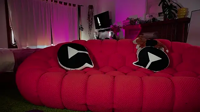 XXX chat uživo modela GennaJames