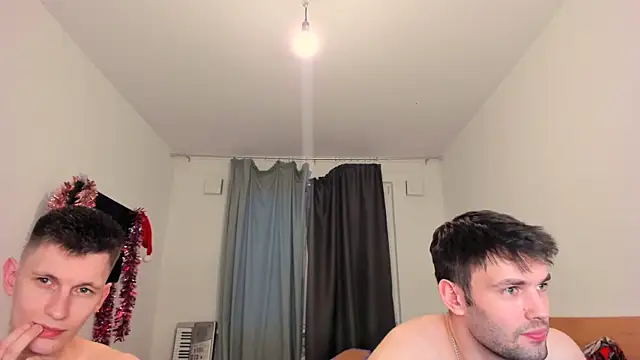 Kevin_Hornyyy 라이브 XXX 채팅