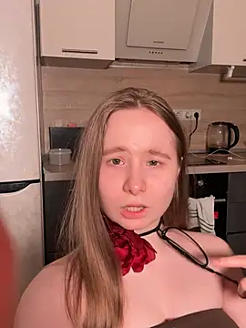 Živý XXX chat cutefoxieee