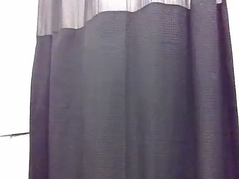 RightishResolveのライブXXXチャット