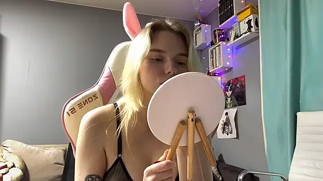 NannoMi Obrolan Langsung XXX