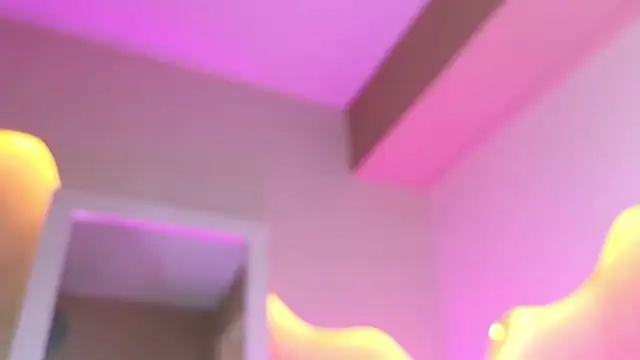 Kloee_12's Live XXX Chat