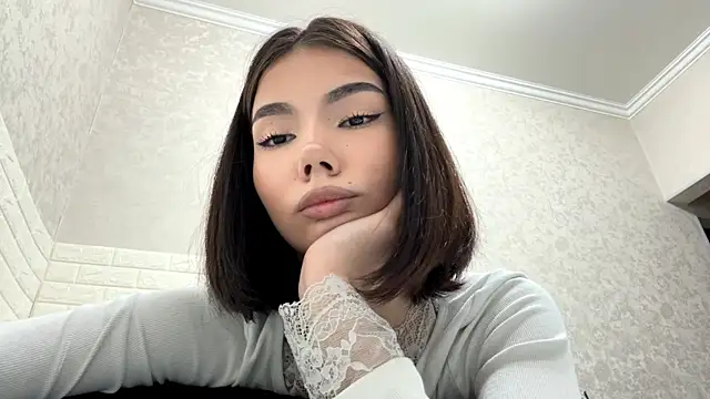MarylnMonnier 现场XXX聊天
