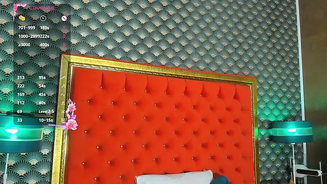 Chat XXX en directo de VallerieJones