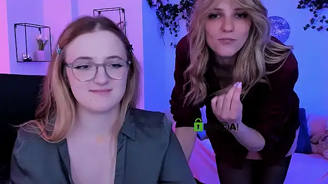 luna_berryy's Live XXX Chat