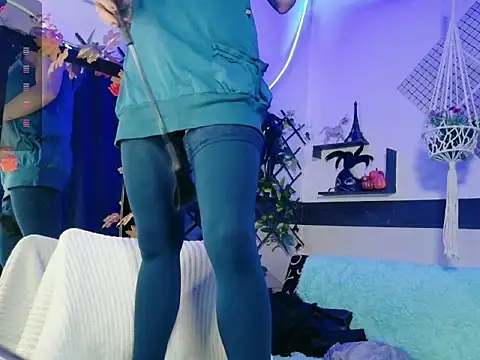 Онлайн чат XXX KandyParis