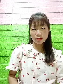 AmyLinee01 现场XXX聊天