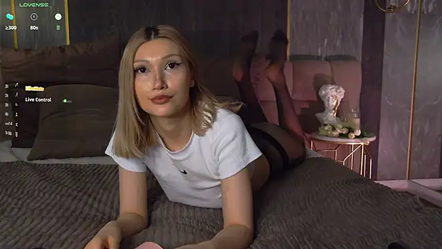 CarolReeves' Live XXX Chat