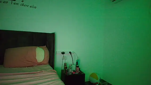 Chat XXX en directo de YasminQueen001