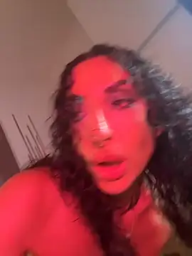 nika_fendi's Live XXX Chat