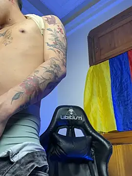Dereck_Klainn Live XXX chat