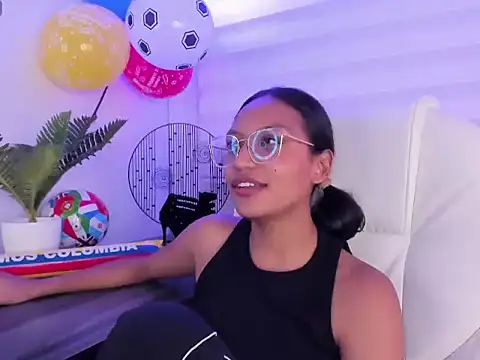 Živý XXX chat emma_brooks_
