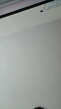 YanaSoHot webcam show