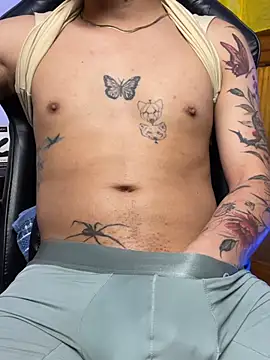 Živý XXX chat Dereck_Klain