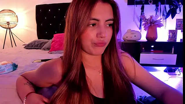 mialeia01's Live XXX Chat