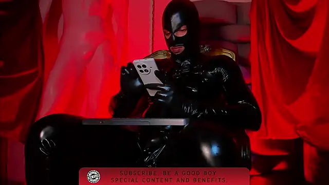 Živý XXX chat Master_Connor_BDSM