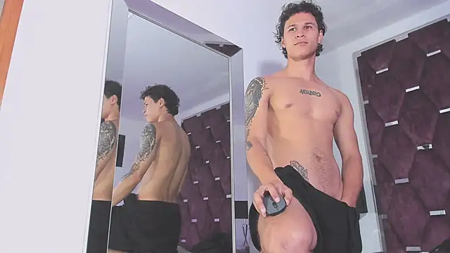 TonyBenedetti – Naživo XXX chat