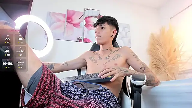 Tommy_valverde live XXX chat