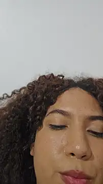 Živý XXX chat lilith_isabella25