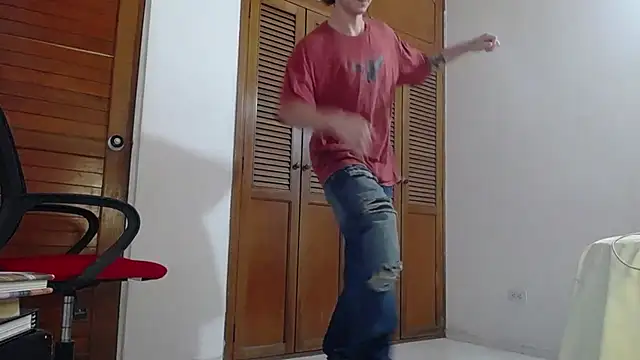 Michael_blue Show in webcam