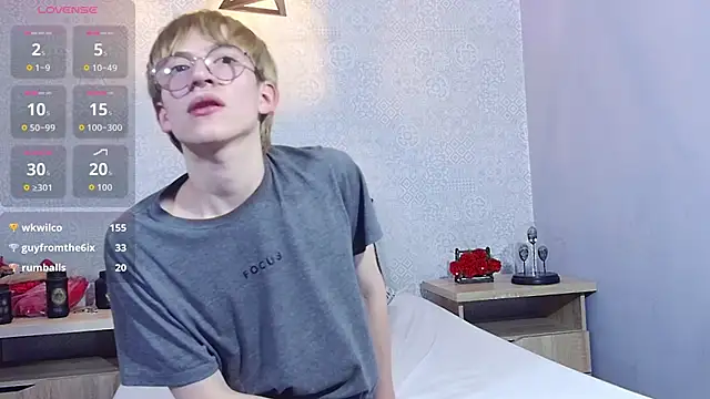 axell_stone_ Adlı Modelin Canlı XXX Sohbeti