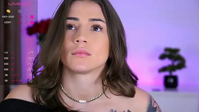 AishaSins – Naživo XXX chat