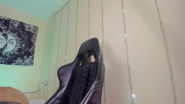 Fernanda__ Chat XXX live