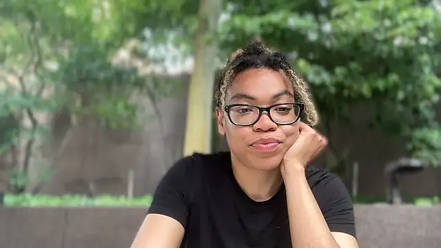 XXX chat uživo modela zahrabliss