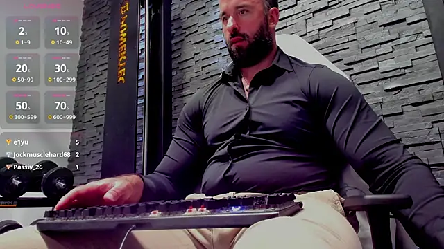 Онлайн чат XXX David_Big_Daddy
