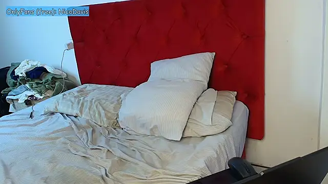 NicoDavisOfficial: απευθείας συνομιλία ΧΧΧ