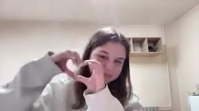 Živý XXX chat HwaTrippel