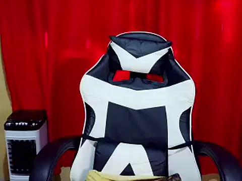 Živý XXX chat lovelyxmorena