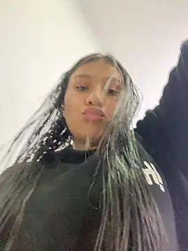 Baby_Miel 现场XXX聊天