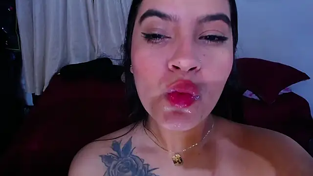 دردشة Sharlottee الجنسية المباشرة