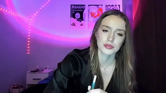 Živý XXX chat tinyglow