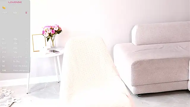 Živý XXX chat KeeleyBuoy