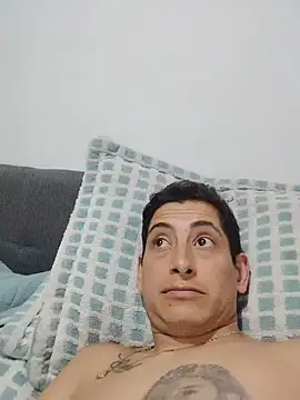 צ'אט XXX בשידור חי של Tiger_cryad