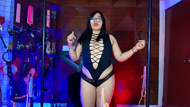 دردشة Annie_bdsm_hardcore الجنسية المباشرة