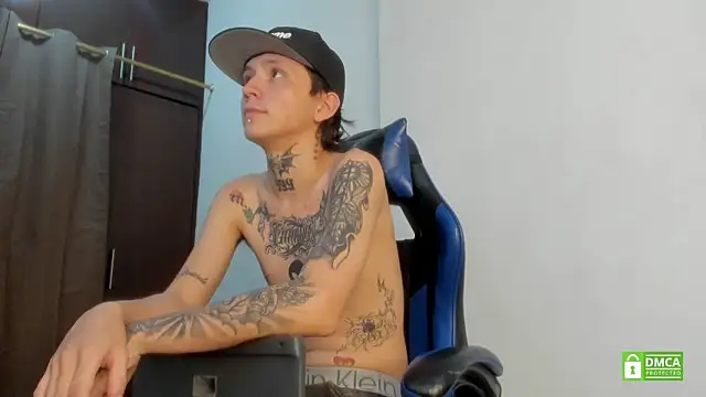 Chat XXX en directo de Nick_TattooedGuy