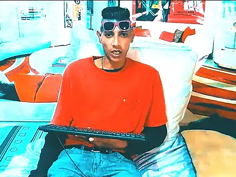 IndianSavageMaleのライブXXXチャット