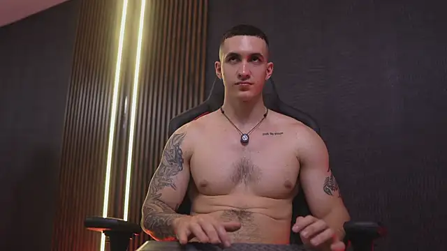 JacksonOlsenn Live XXX-chat