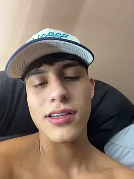 Lander_Cruz XXX чат на живо