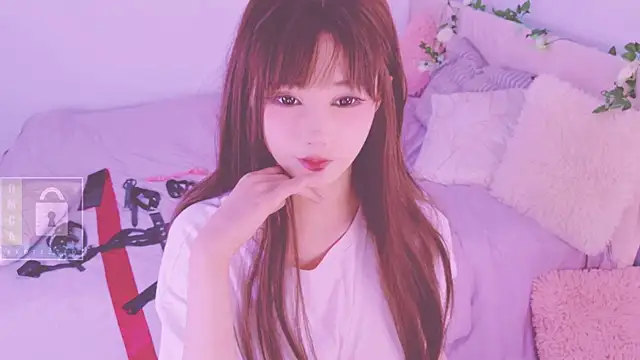 LongoriaEva 现场XXX聊天