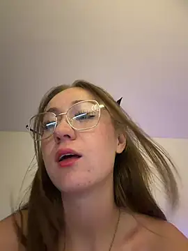 FreyastimeeeのライブXXXチャット