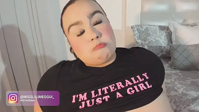 Czat XXX na żywo – lili_hot__
