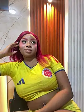 Kloe_rousse01 Adlı Modelin Canlı XXX Sohbeti