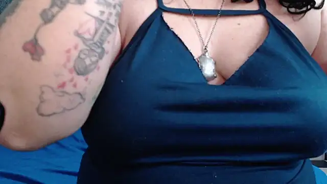 ANGELIQUE_KLANEのライブXXXチャット